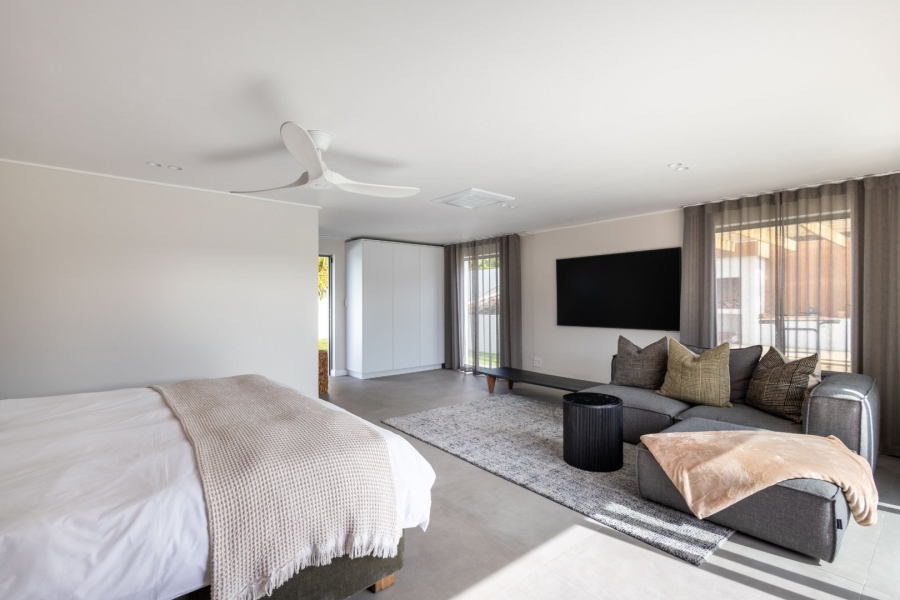 6 Bedroom Property for Sale in Cutty Sark Western Cape